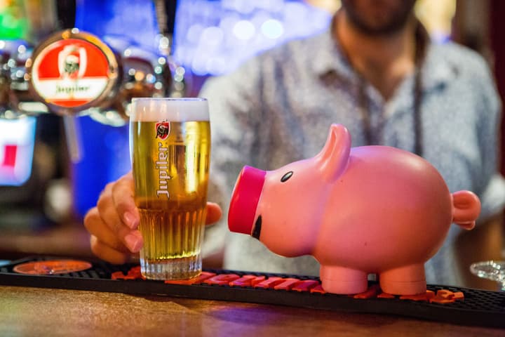 The Flying Pig Uptown Hostel