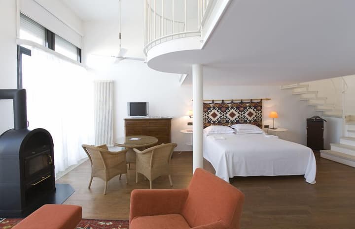 Hotel Emilia