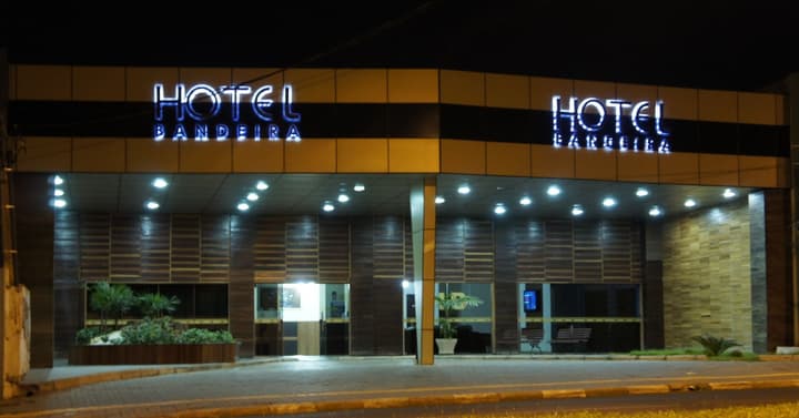 Hotel Três Bandeiras