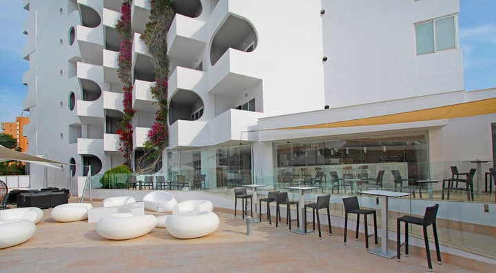 BG Hotel Pamplona