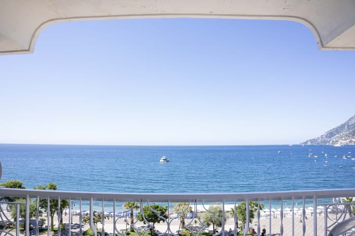 Pietra di Luna Hotel