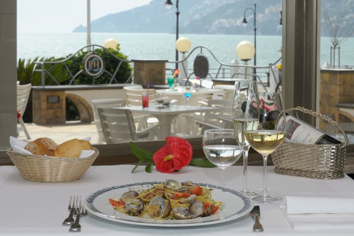 Pietra di Luna Hotel