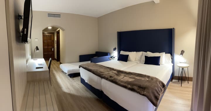 María Cristina Hotel