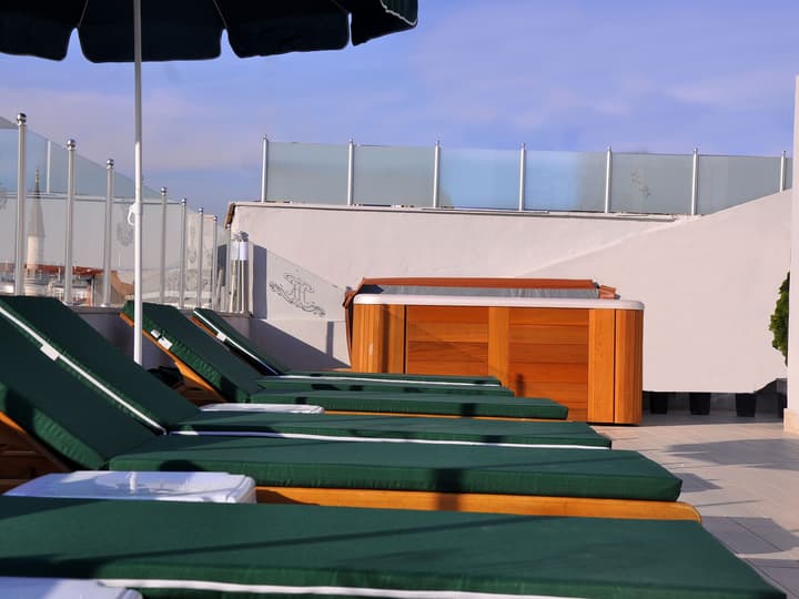 Divani Ali Hotel