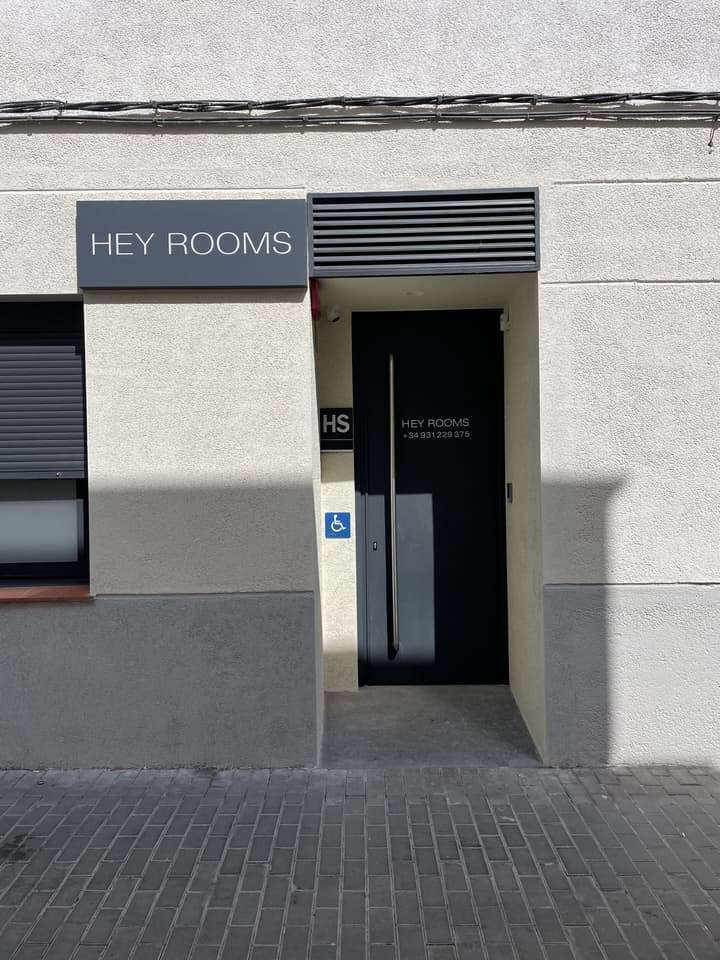 Hey Rooms