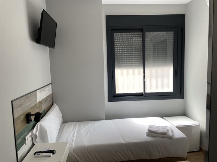 Hey Rooms