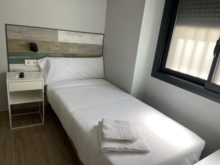 Hey Rooms