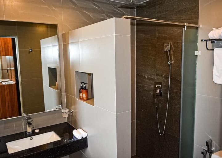 Triton Prestige Seaview and Spa