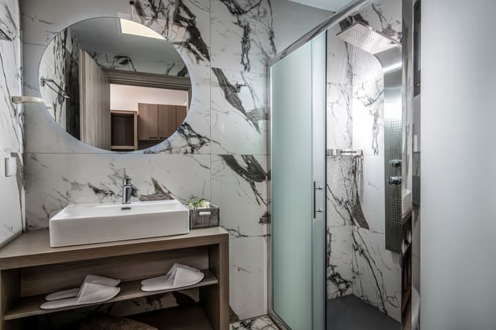Ebenus Suites by Checkin