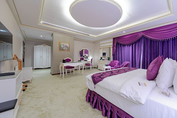 WA hotel
