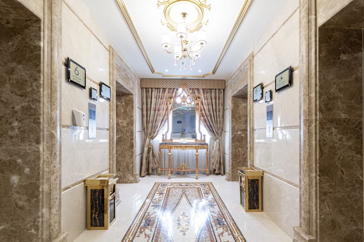 WA hotel
