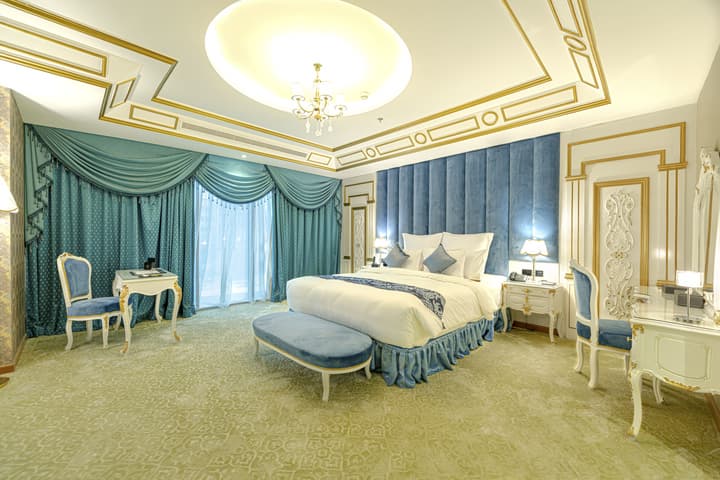 WA hotel