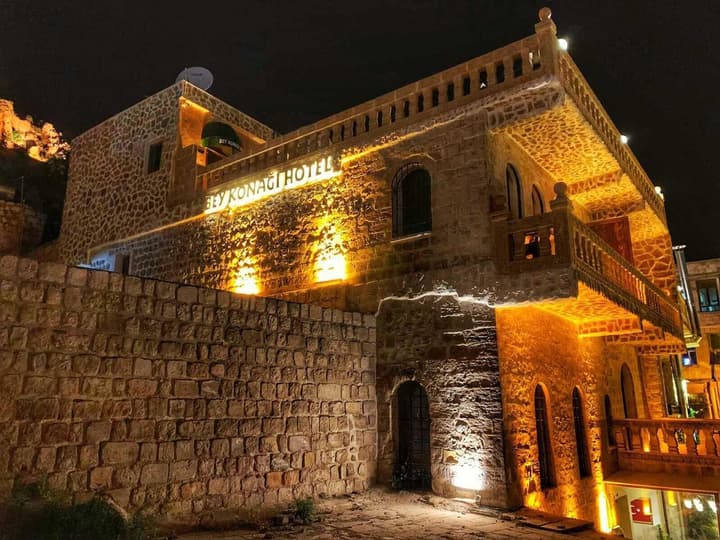 MARDİN BEY KONAĞI