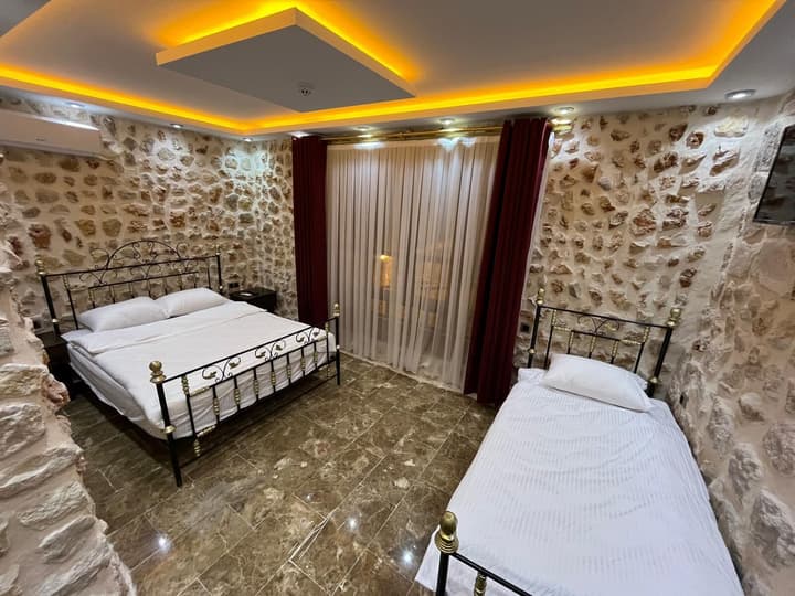 MARDİN BEY KONAĞI