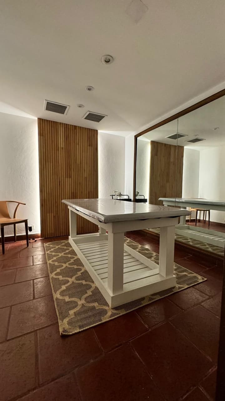 Gardi Hotel & Suites
