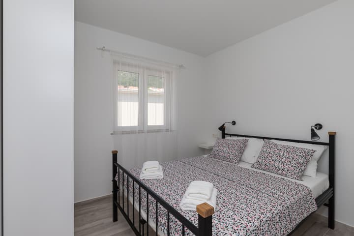 Apartments Siblings - New