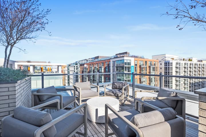 Coda on Half, a Placemakr Experience - Navy Yard