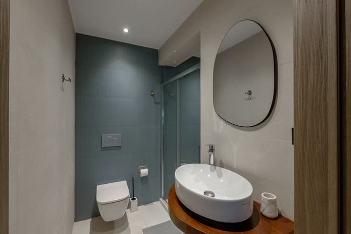 Galio Suites Airport by Airstay