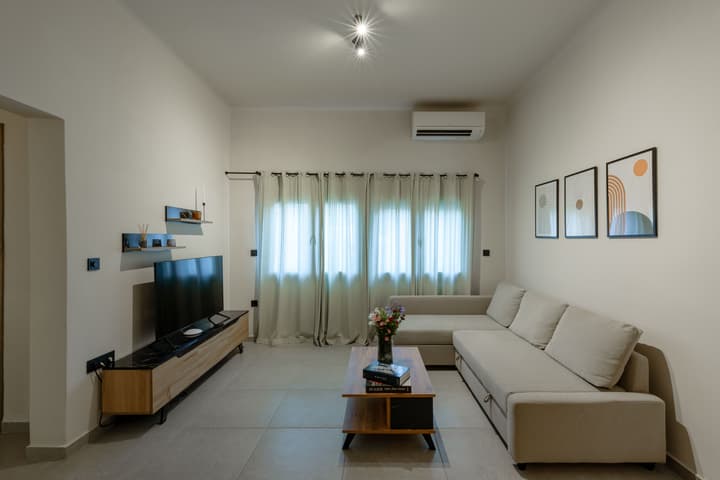Galio Suites Airport by Airstay