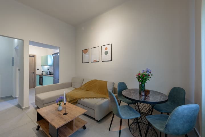 Galio Suites Airport by Airstay