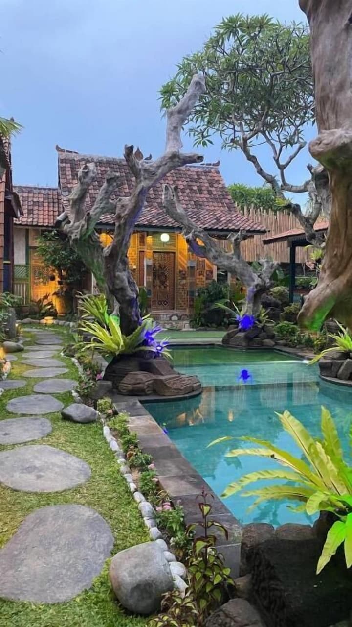 Villa Telaga Wana
