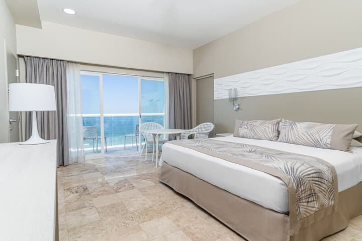 Krystal Grand Puerto Vallarta All Inclusive