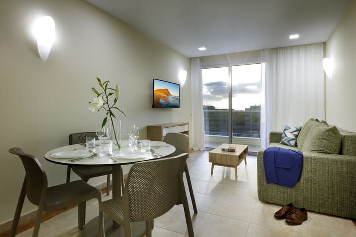 Marinell Collection Palm-Mar