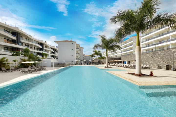 Marinell Collection Palm-Mar