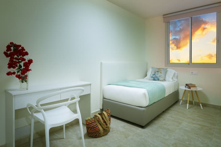 Marinell Collection Palm-Mar
