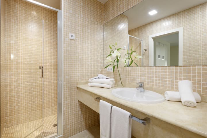 Marinell Collection Palm-Mar