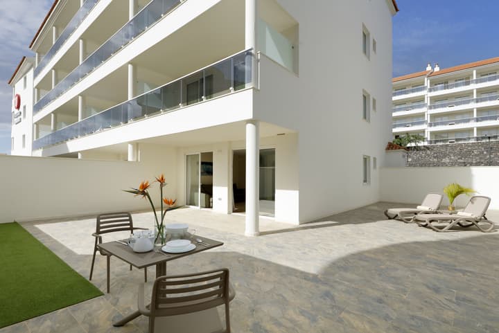 Marinell Collection Palm-Mar