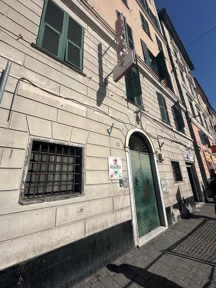 RED AND BLUES MUSIC HOTEL GENOVA