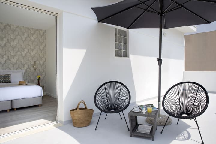 Hypnos Inn Athens