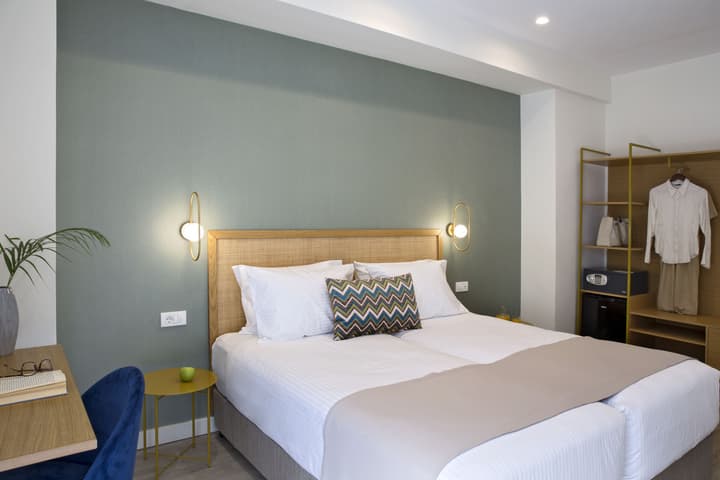 Hypnos Inn Athens