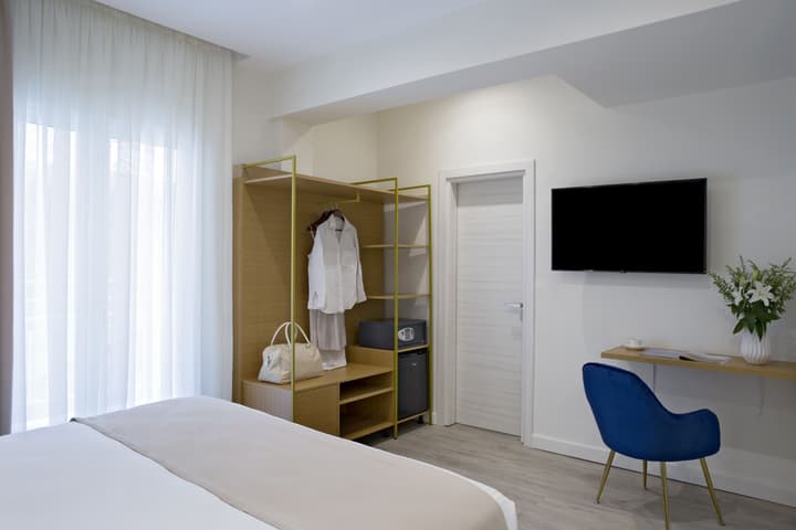 Hypnos Inn Athens