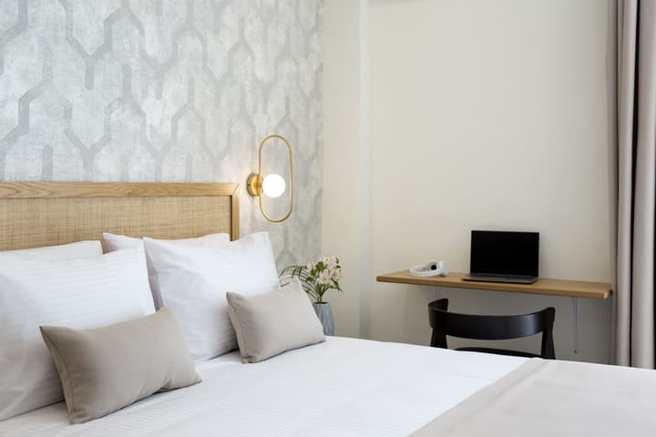 Hypnos Inn Athens