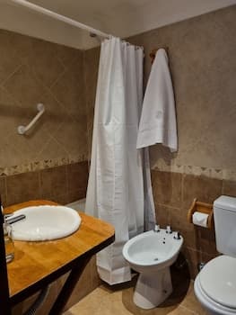 ISLA BONITA SUITES