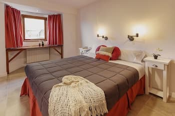 ISLA BONITA SUITES