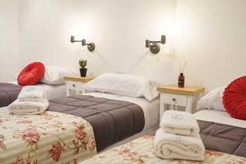 ISLA BONITA SUITES