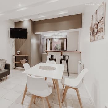 ISLA BONITA SUITES