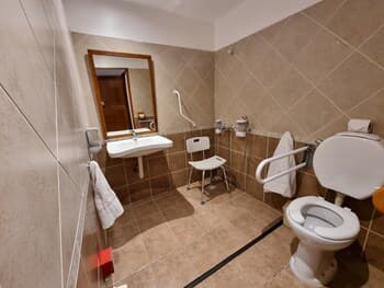 ISLA BONITA SUITES