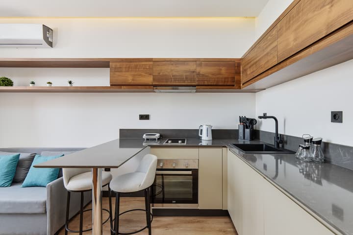 Bayview Hills Luxury Residences