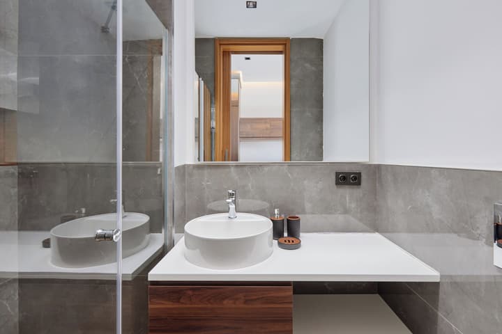 Bayview Hills Luxury Residences
