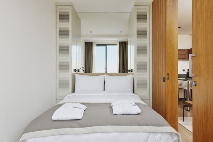 Bayview Hills Luxury Residences