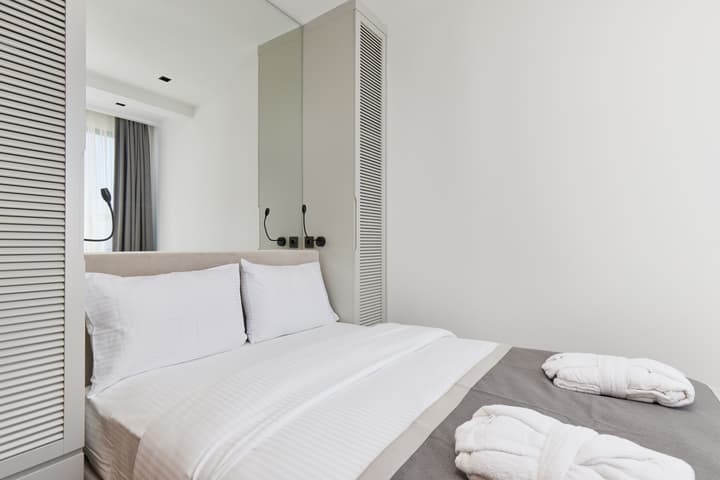 Bayview Hills Luxury Residences