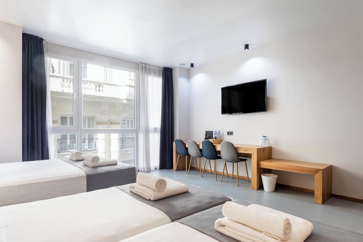 Nalu Valencia Boutique Rooms