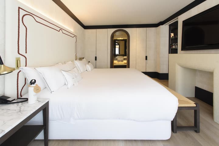 Hotel Montera Madrid, Curio Collection By Hilton