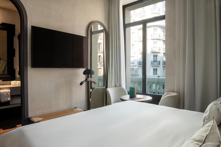 Hotel Montera Madrid, Curio Collection By Hilton