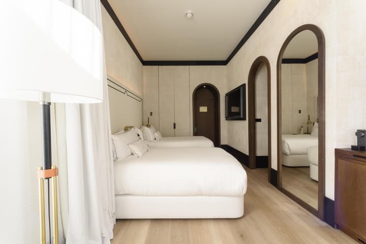 Hotel Montera Madrid, Curio Collection By Hilton