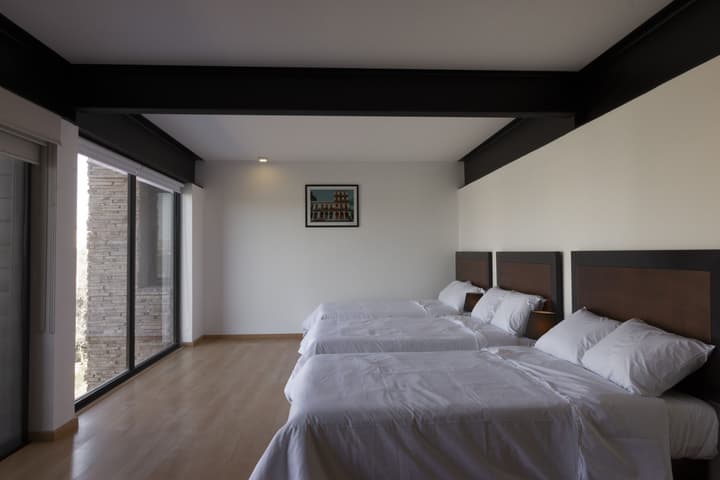 El Doce by Homi Rent